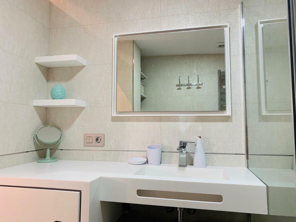 Cathedral Studio, Luxury Studio In Cathedral Area, Parking Optional Seville Exterior photo